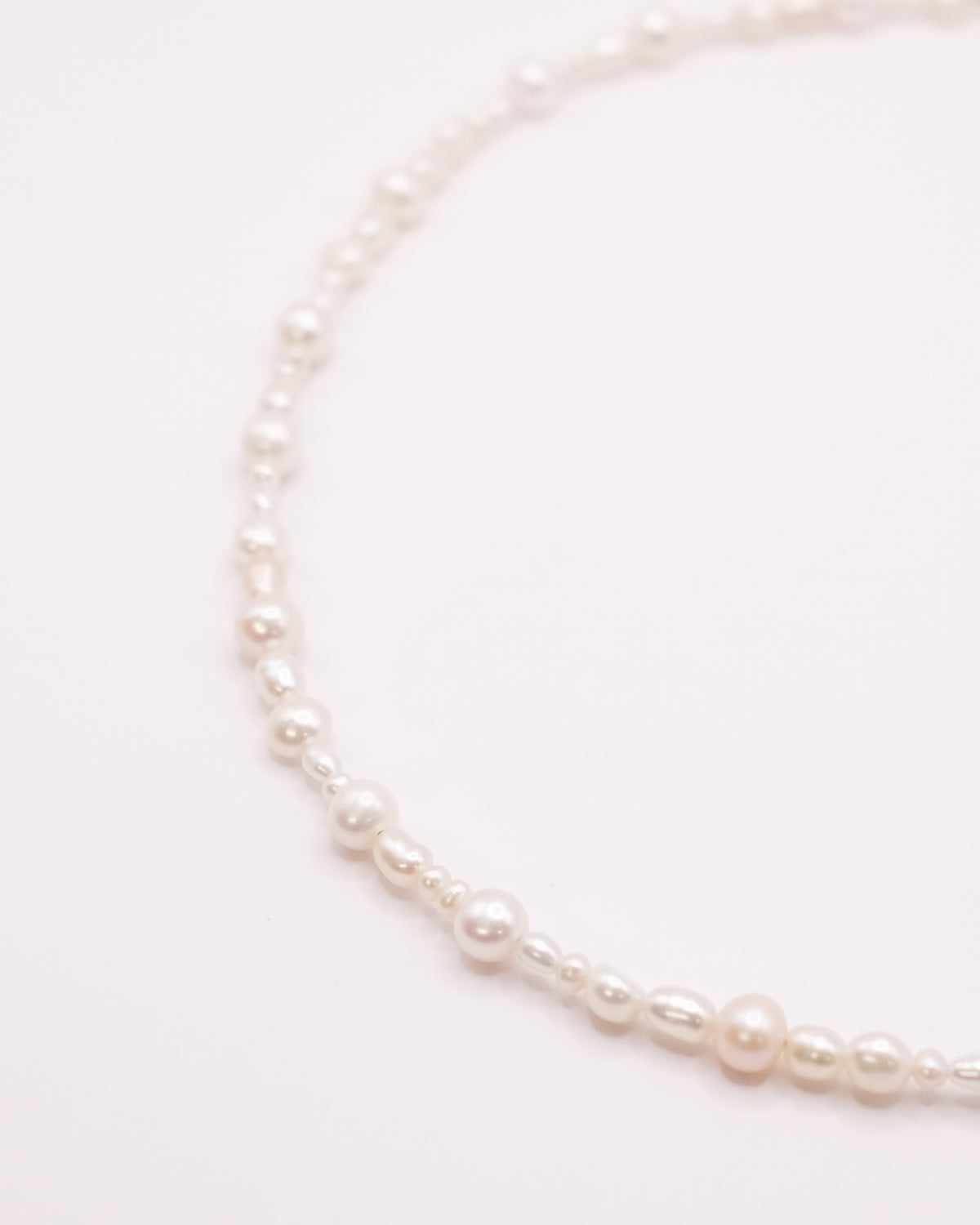 Collier Mimi ras de cou en perles de culture irrégulières
