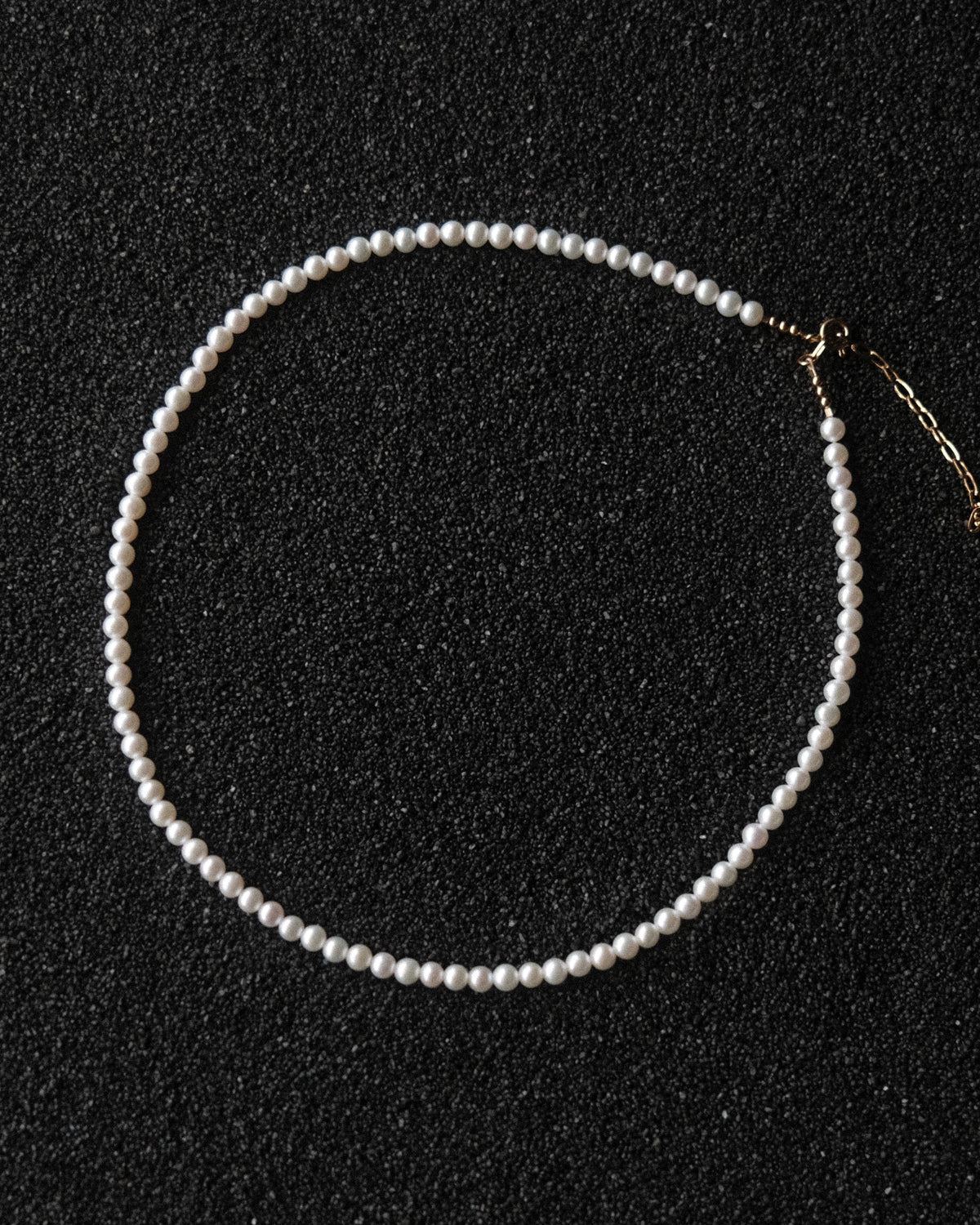 Collier Zoë ras de cou en perles de culture
