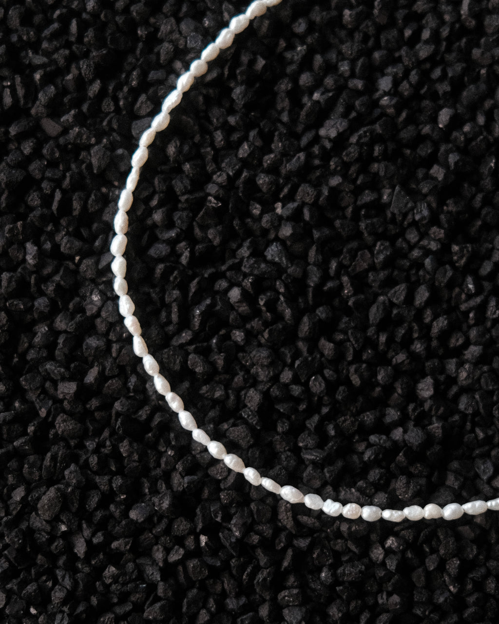 Collier Judith ras de cou en perles de culture grain de riz pépites