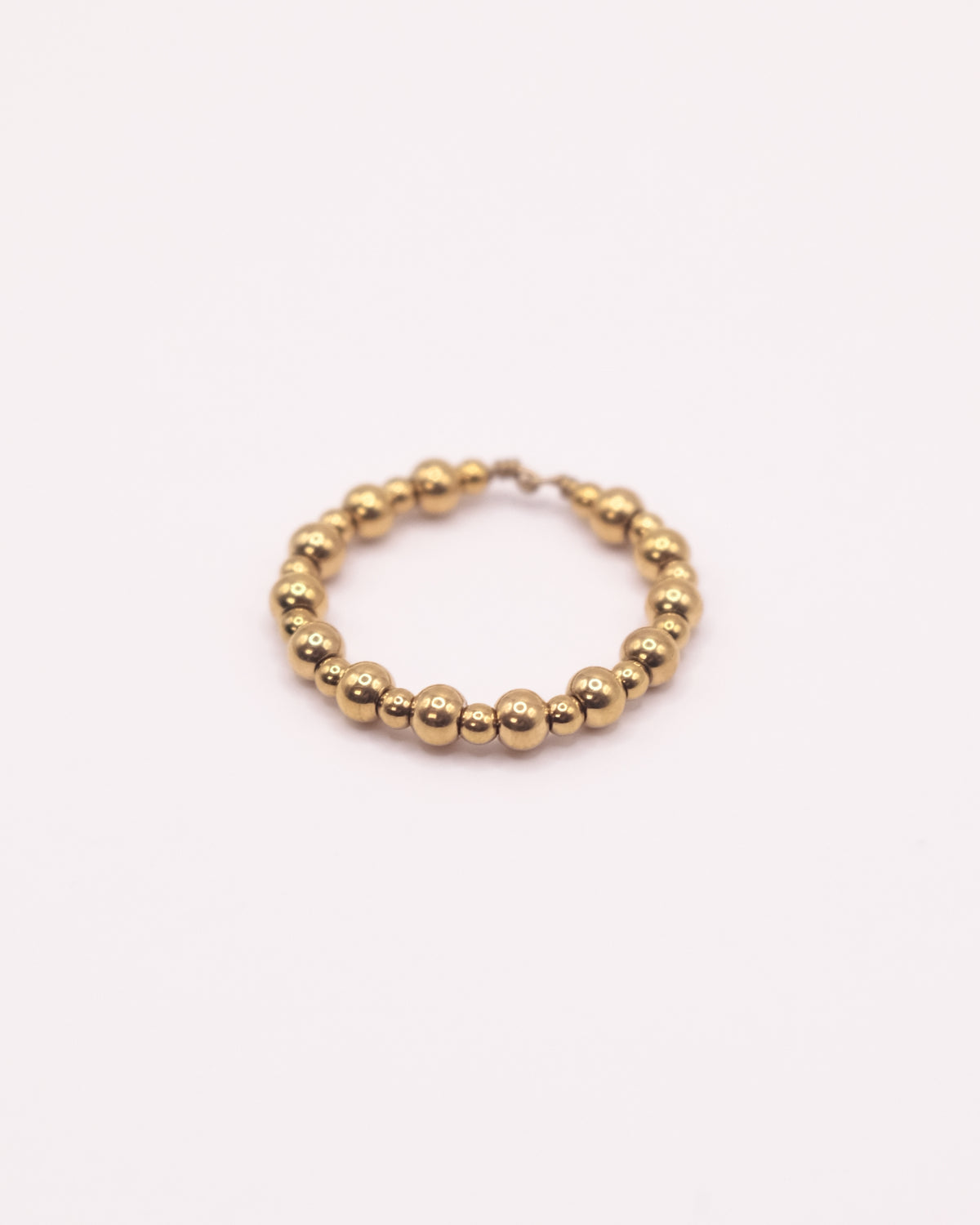 Bague Gigi dorée en perles d’acier inoxydable irrégulières